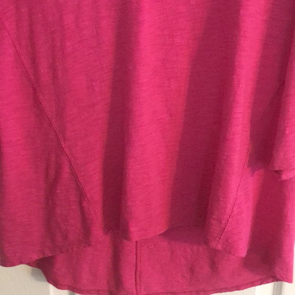 Chico’s ultimate Tee high low V-neck - Picture 3 of 4